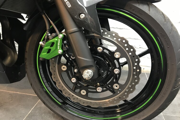 KAWASAKI NINJA 400