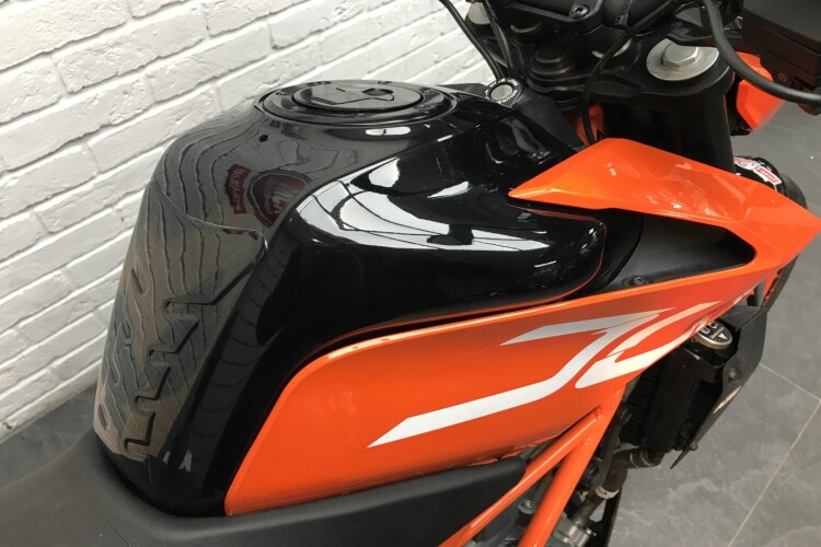 KTM 390 DUKE
