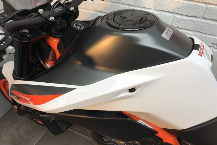 KTM 890 DUKE