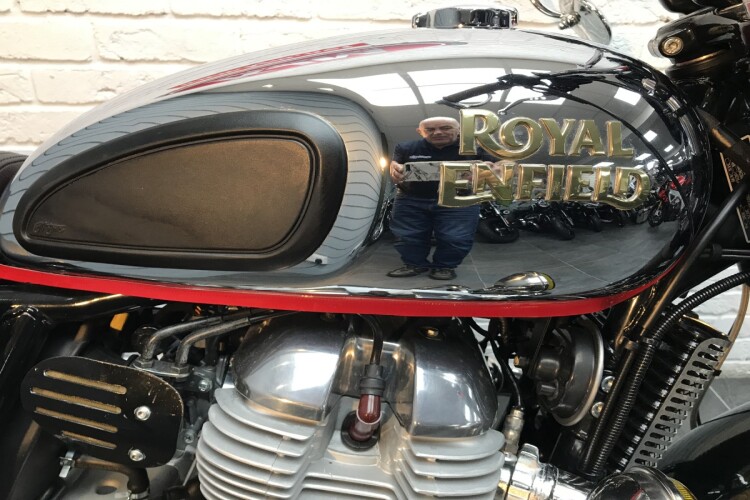 ROYAL ENFIELD INTERCEPTOR INT 650 TWIN