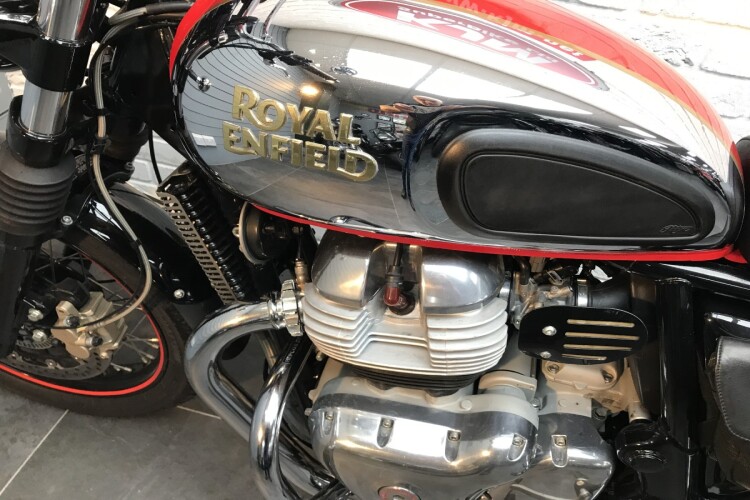 ROYAL ENFIELD INTERCEPTOR INT 650 TWIN