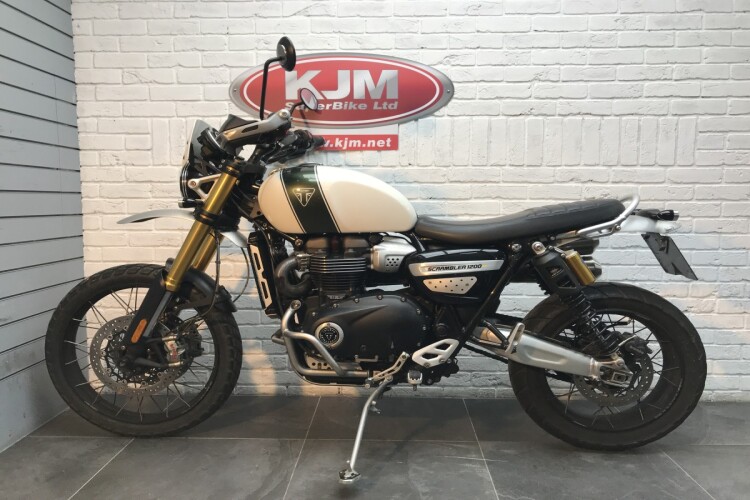 TRIUMPH SCRAMBLER 1200