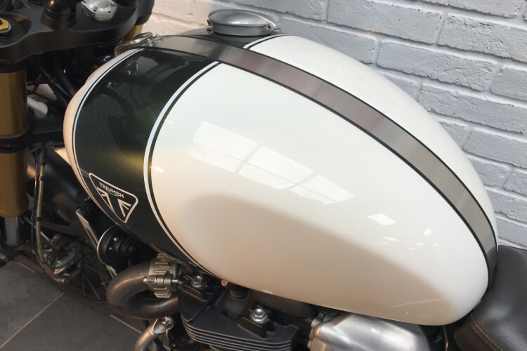 TRIUMPH SCRAMBLER 1200