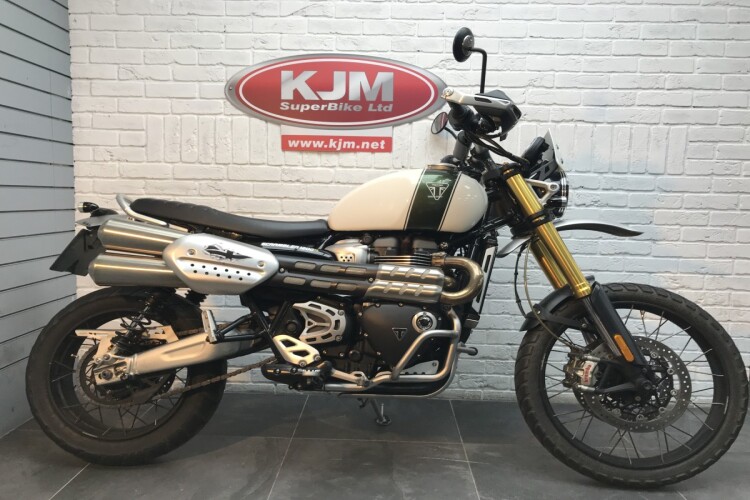 TRIUMPH SCRAMBLER 1200