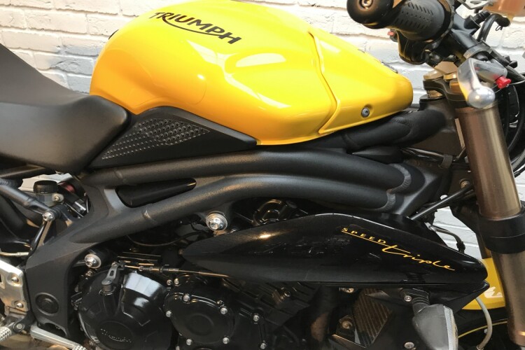 TRIUMPH SPEED TRIPLE 94