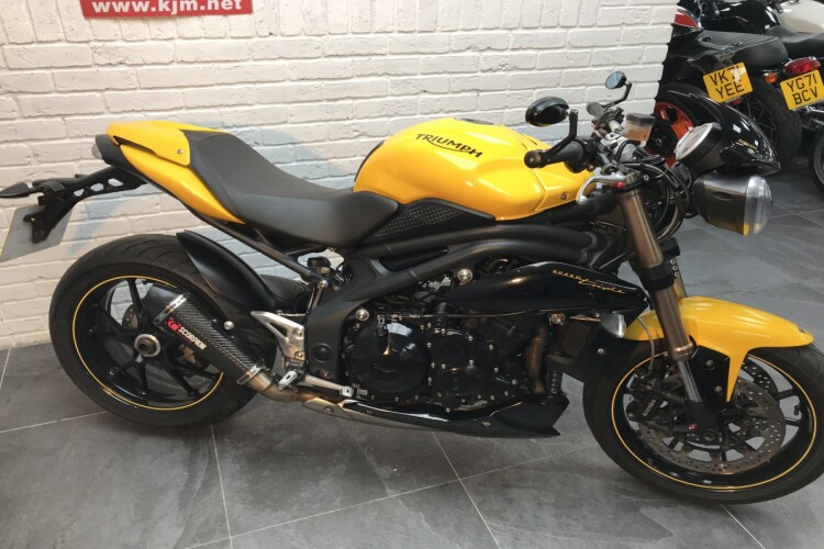TRIUMPH SPEED TRIPLE 94