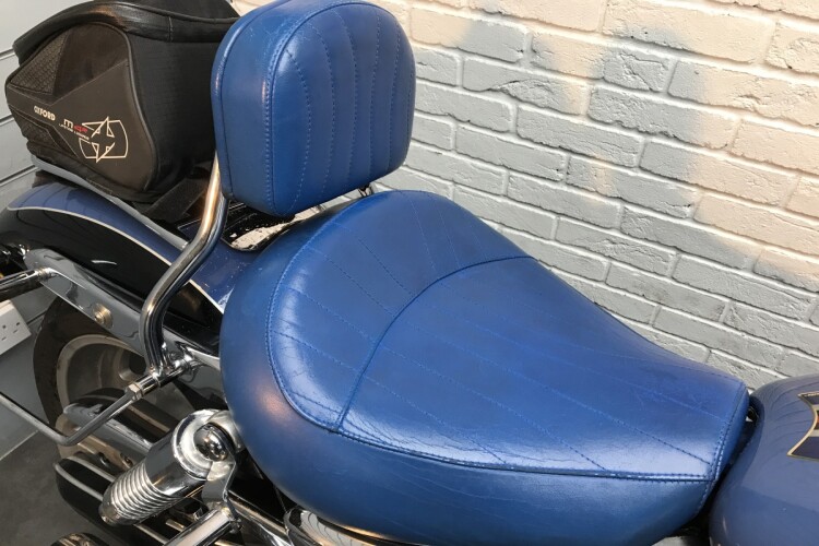 TRIUMPH THUNDERBIRD 1600