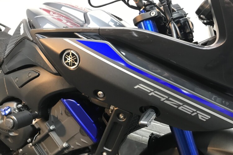 YAMAHA FAZER FZ8