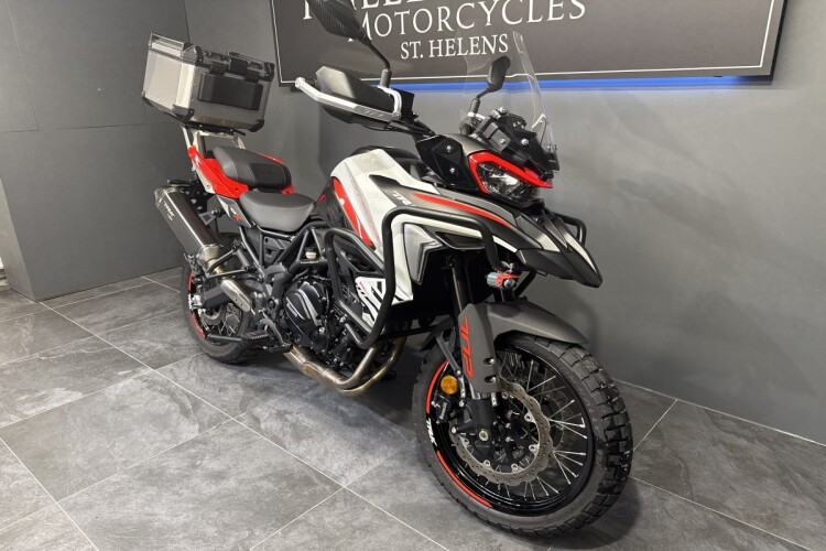 BENELLI TRK 702 X