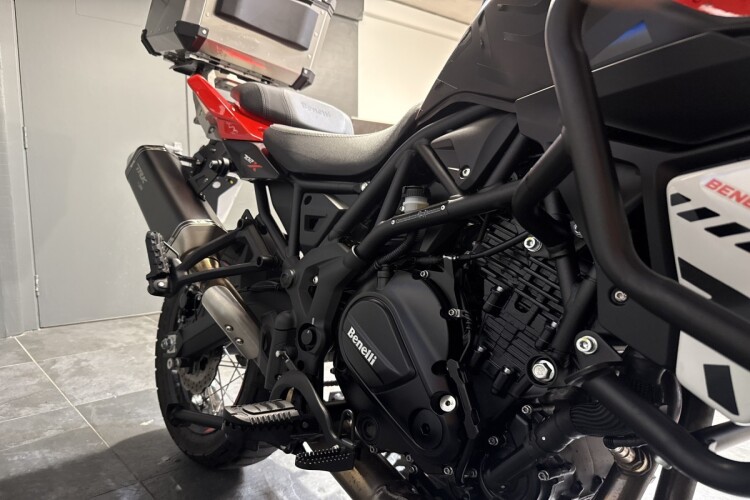 BENELLI TRK 702 X