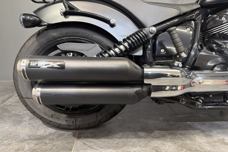 INDIAN CHIEFTAIN DARK HORSE