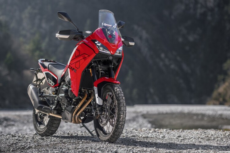 MOTO MORINI X-CAPE 700