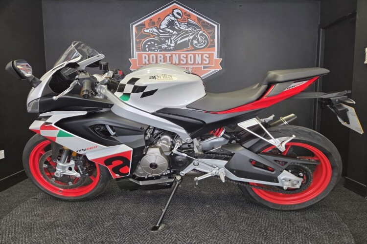 APRILIA RS 660
