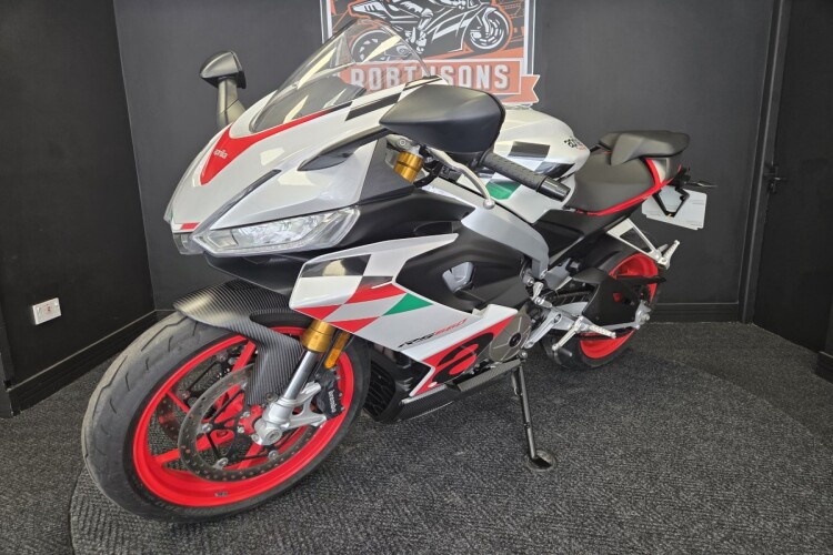 APRILIA RS 660