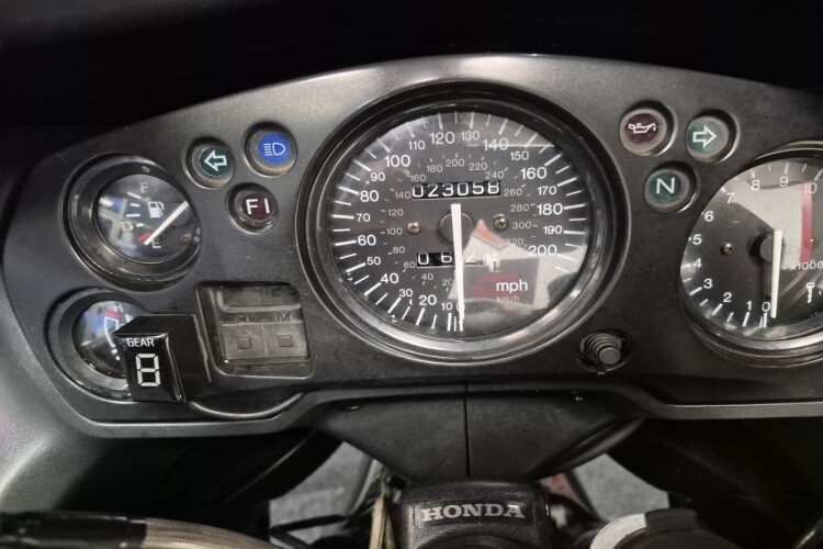 HONDA CBR1100XX SUPER BLACKBIRD