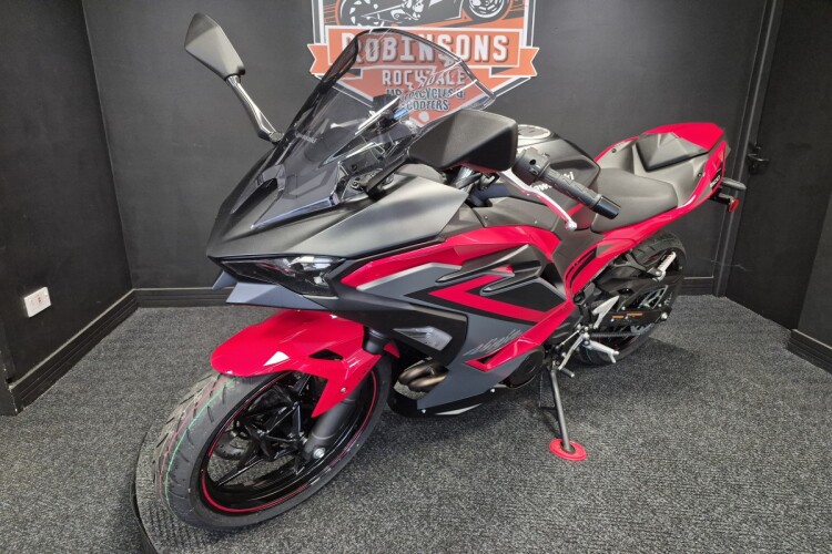 KAWASAKI NINJA 500 SE