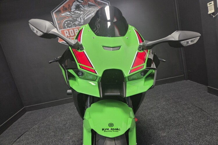 KAWASAKI NINJA ZX-10R
