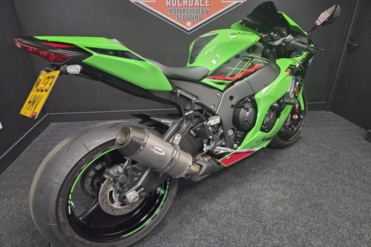 KAWASAKI NINJA ZX-10R