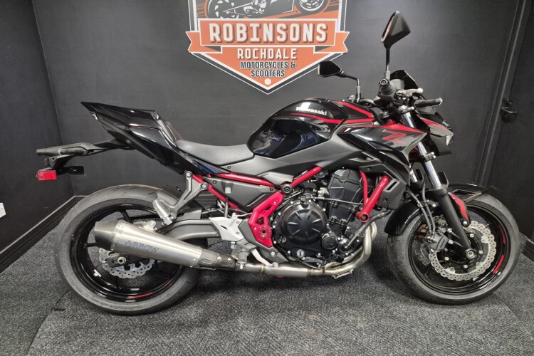 KAWASAKI Z650