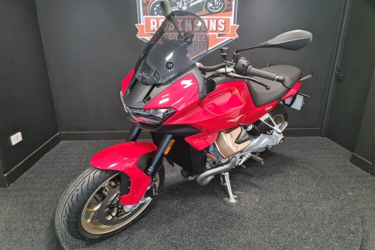 MOTO GUZZI V100 MANDELLO