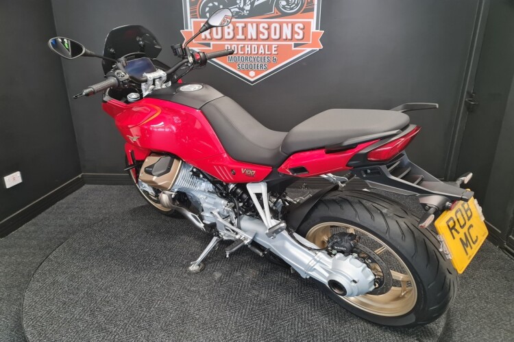 MOTO GUZZI V100 MANDELLO