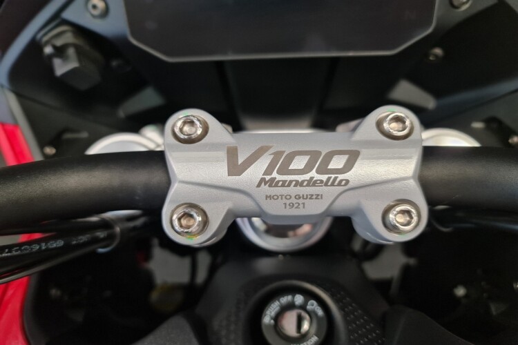 MOTO GUZZI V100 MANDELLO