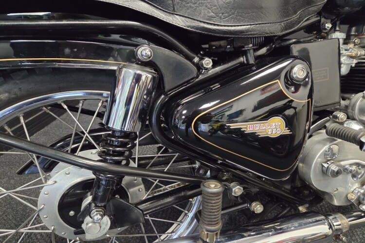 ROYAL ENFIELD BULLET