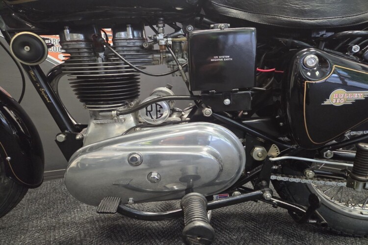 ROYAL ENFIELD BULLET