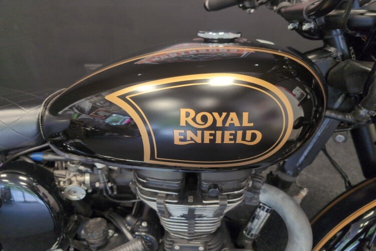 ROYAL ENFIELD CLASSIC 500 EFI