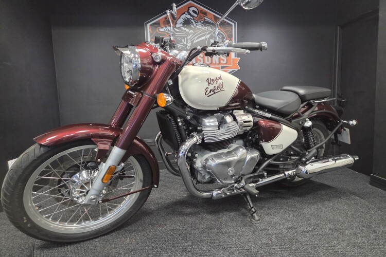 ROYAL ENFIELD CLASSIC 650