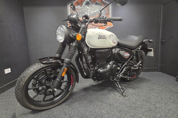 ROYAL ENFIELD HUNTER 350