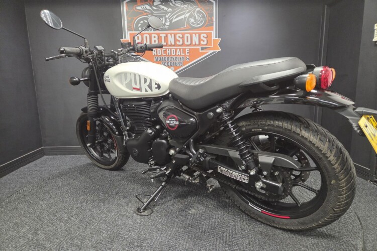 ROYAL ENFIELD HUNTER 350
