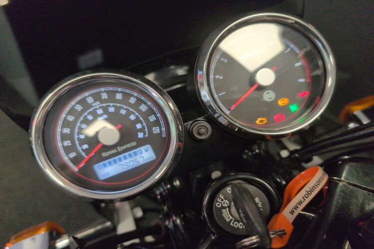 ROYAL ENFIELD INTERCEPTOR