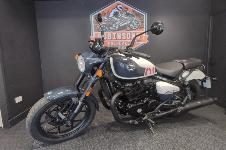 ROYAL ENFIELD SHOTGUN 650