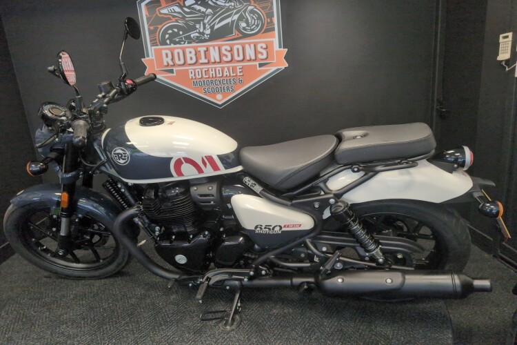 ROYAL ENFIELD SHOTGUN 650