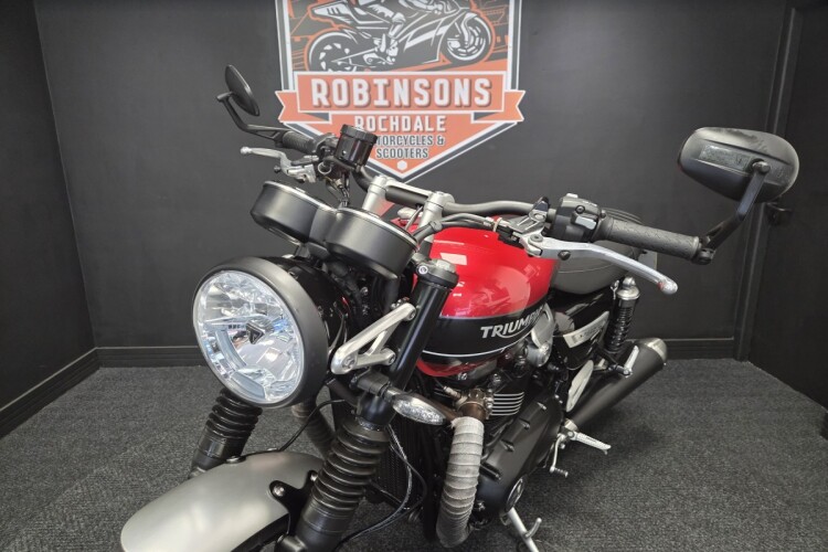 TRIUMPH SPEED TWIN 1200