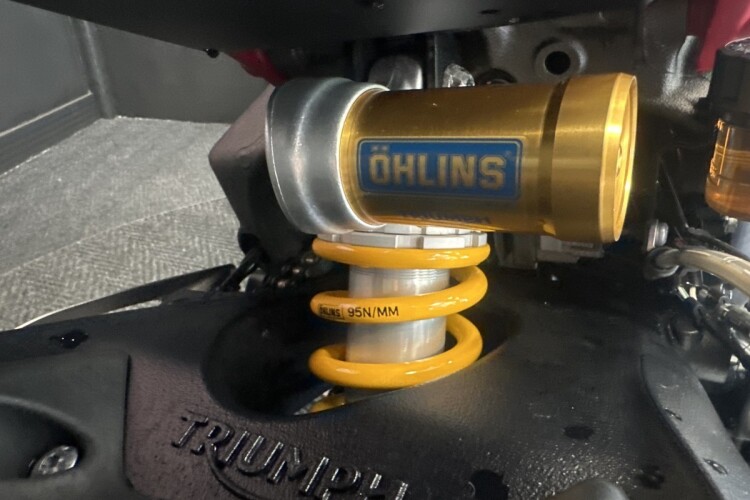 TRIUMPH STREET TRIPLE 765