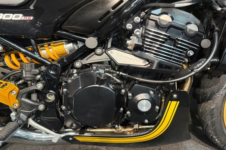 KAWASAKI Z900 RS SE