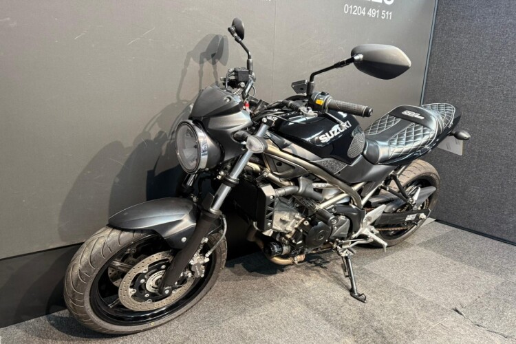 SUZUKI SV650
