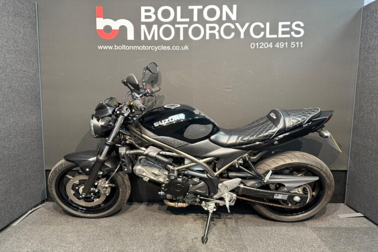 SUZUKI SV650