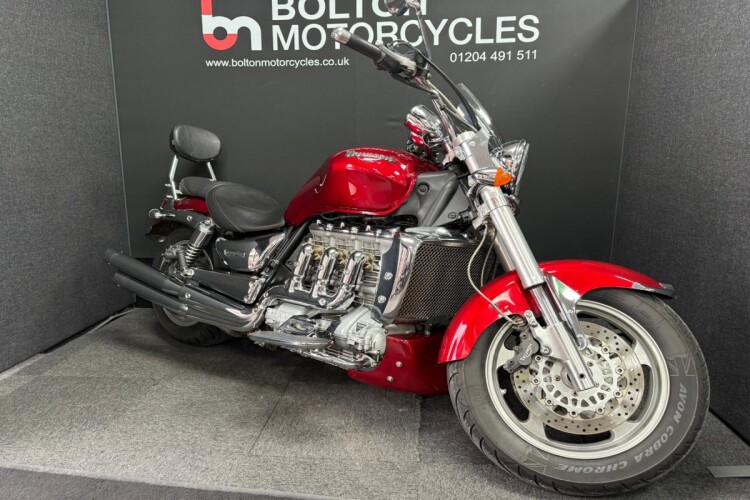 TRIUMPH ROCKET III
