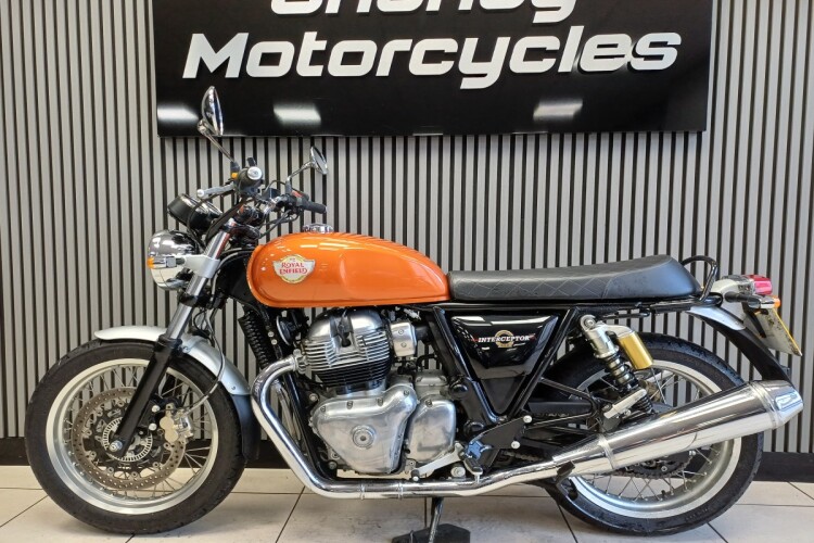ROYAL ENFIELD INTERCEPTOR 650