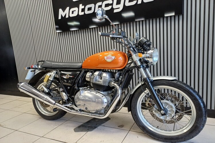ROYAL ENFIELD INTERCEPTOR 650