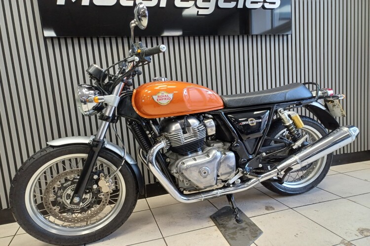 ROYAL ENFIELD INTERCEPTOR 650