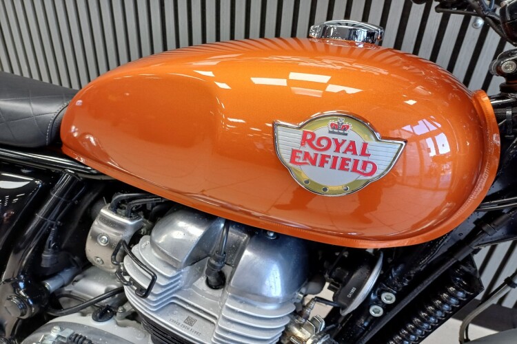 ROYAL ENFIELD INTERCEPTOR 650