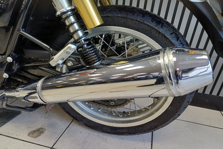 ROYAL ENFIELD INTERCEPTOR 650