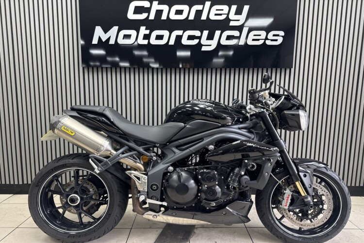 TRIUMPH SPEED TRIPLE 1050