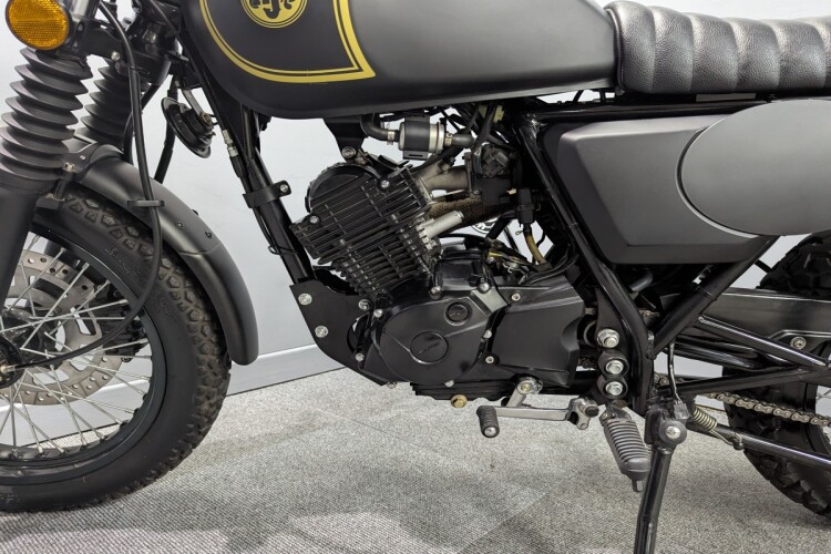 AJS SCRAMBLER 125
