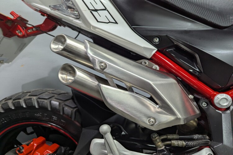BENELLI TORNADO NAKED T 125