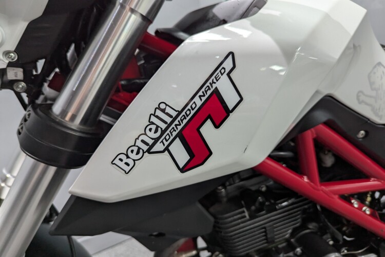 BENELLI TORNADO NAKED T 125